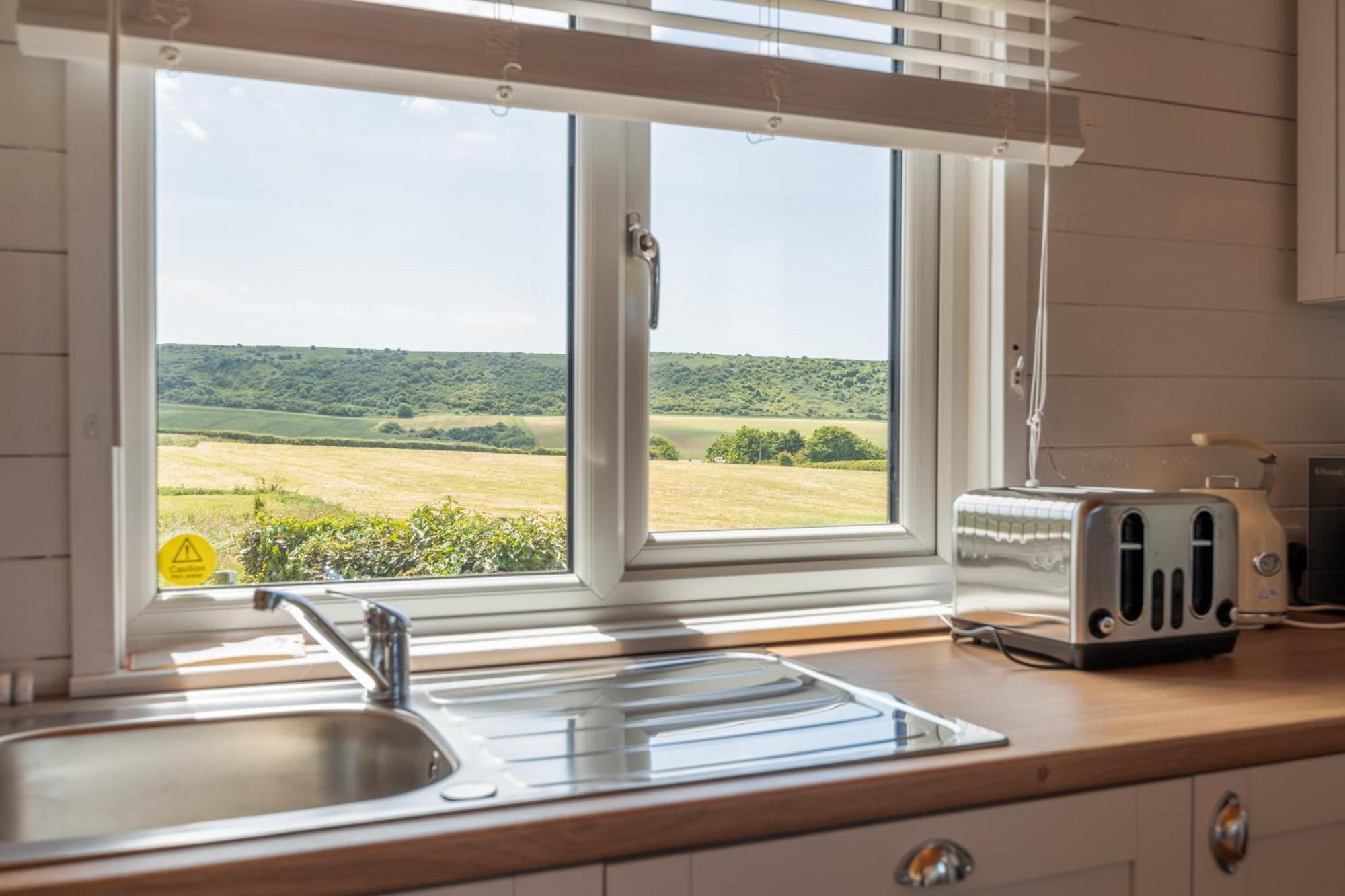 West Chalet At Tapnell Farm Yarmouth  Exteriör bild